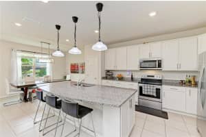 10337 BERRYESSA AVENUE, RIVERVIEW, FL 33578 - MLS#MFRA4664242