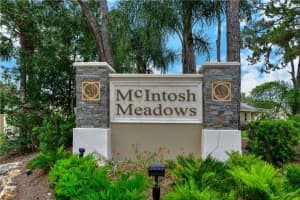 220 CHARTLEY COURT, SARASOTA, FL 34232 - MLS#MFRA4664243