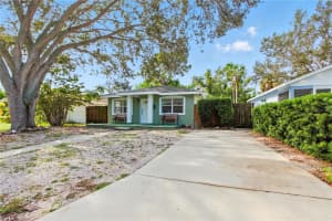 2403 12TH AVENUE, BRADENTON, FL 34205 - MLS#MFRA4664268