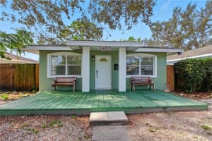 2403 12TH AVENUE, BRADENTON, FL 34205 - MLS#MFRA4664268