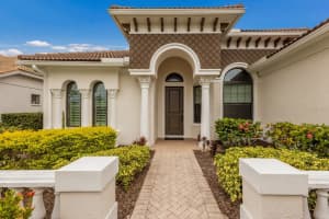 7180 WHITEMARSH CIRCLE, LAKEWOOD RANCH, FL 34202 - MLS#MFRA4664294