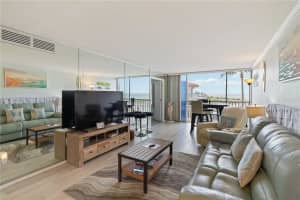 1400 TARPON CENTER DRIVE, VENICE, FL 34285 - MLS#MFRA4664342