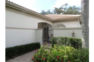 3881 CHATSWORTH GREENE COURT, SARASOTA, FL 34235 - MLS#MFRA4664393