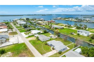 1940 PENNSYLVANIA AVENUE, ENGLEWOOD, FL 34224 - MLS#MFRA4664405