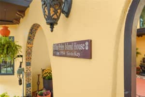 5354 CALLE FLORIDA, SARASOTA, FL 34242 - MLS#MFRA4664418