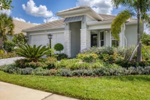 8007 SANDSTAR WAY, SARASOTA, FL 34240 - MLS#MFRA4664423