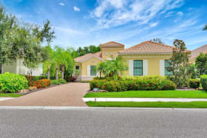 14721 CASTLE PARK TERRACE, LAKEWOOD RANCH, FL 34202 - MLS#MFRA4664444