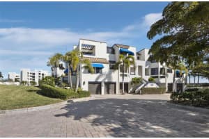 2012 Harbourside Dr #2104 Longboat Key, FL 34228 - Off Market