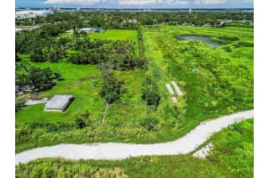 2111 15TH STREET, BRADENTON, FL 34208 Sold 02/25/26