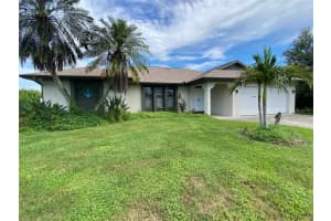 10194 Thames Ave, ENGLEWOOD