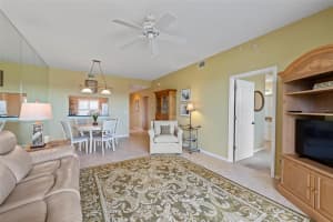 9610 CLUB SOUTH CIRCLE, SARASOTA, FL 34238 - MLS#MFRA4664558