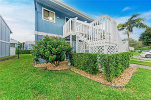 6033 34TH STREET, BRADENTON, FL 34210 - MLS#MFRA4664624