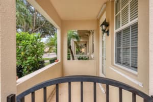 7629 BERGAMO AVENUE, SARASOTA, FL 34238 - MLS#MFRA4664645