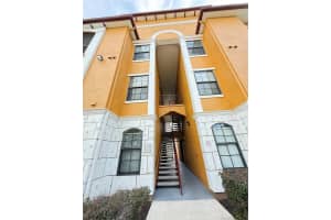 8351 38TH STREET CIRCLE, SARASOTA, FL 34243 - MLS#MFRA4664680