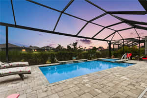 21244 Holmes Cir, VENICE