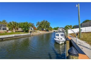 404 BRYN MAWR ISLAND, BRADENTON, FL 34207 - MLS#MFRA4664734