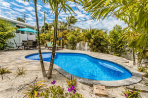 5701 HOLMES BOULEVARD, HOLMES BEACH, FL 34217 - MLS#MFRA4664743