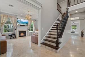 213 GAINES AVENUE, SARASOTA, FL 34243 Sold 12/08/25