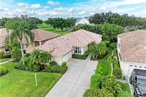 6622 OAKBROOKE CIRCLE, BRADENTON, FL 34202 - MLS#MFRA4664766