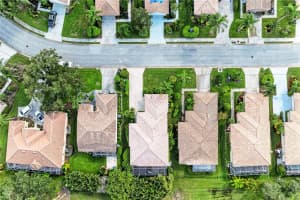 6622 OAKBROOKE CIRCLE, BRADENTON, FL 34202 - MLS#MFRA4664766
