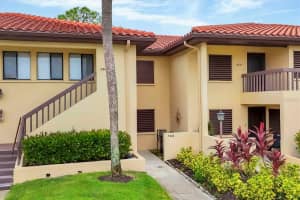 5216 LAKE VILLAGE DRIVE, SARASOTA, FL 34235 - MLS#MFRA4664785