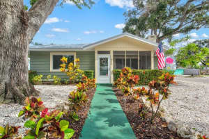 1602 18TH AVENUE, BRADENTON, FL 34205 Sold 10/17/25