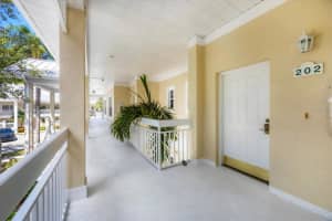3604 54TH DRIVE, BRADENTON, FL 34210 - MLS#MFRA4664821
