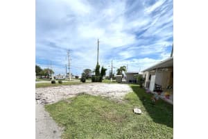 6903 BAYOU LANE, BRADENTON, FL 34207 - MLS#MFRA4664831