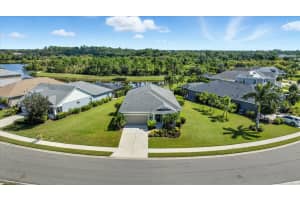 7031 White Willow Ct, SARASOTA