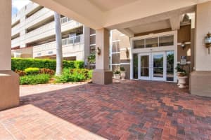 303 3RD AVENUE, BRADENTON, FL 34205 - MLS#MFRA4664921