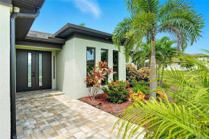 1418 Sw 1st Pl, CAPE CORAL