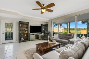 7812 BERGAMO AVENUE, SARASOTA, FL 34238 - MLS#MFRA4664927