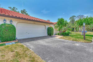 5651 GOLF POINTE DRIVE, SARASOTA, FL 34243 - MLS#MFRA4664931