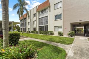 1540 Glen Oaks Dr E #b134, SARASOTA