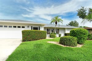 6722 ROXBURY DRIVE, SARASOTA, FL 34231 - MLS#MFRA4664965
