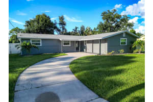 2721 Wilkinson Rd, SARASOTA