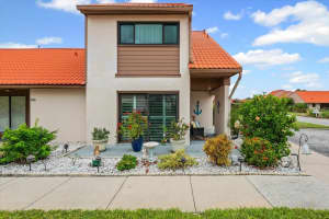 6447 DRAW LANE, SARASOTA, FL 34238 - MLS#MFRA4665022