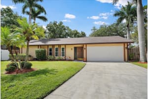 2442 ARBORFIELD SQUARE, SARASOTA, FL 34235 Sold 10/20/25