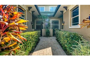 6539 MOORINGS POINT CIRCLE, LAKEWOOD RANCH, FL 34202 - MLS#MFRA4665028