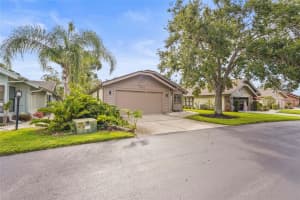 7845 PINE TRACE DRIVE, SARASOTA, FL 34243 - MLS#MFRA4665103