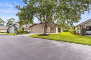 7845 PINE TRACE DRIVE, SARASOTA, FL 34243 - MLS#MFRA4665103