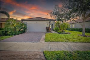 10419 MEDJOOL DRIVE, VENICE, FL 34293 - MLS#MFRA4665106