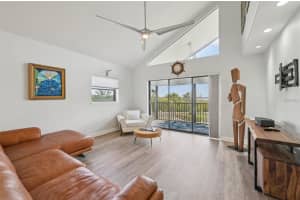 515 Leffingwell Ave #211 Ellenton, FL 34222 - Off Market