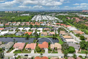 8824 HAVENRIDGE DRIVE, SARASOTA, FL 34238 - MLS#MFRA4665158