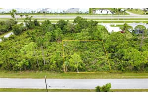 8185 DIMSTEAD STREET, PORT CHARLOTTE, FL 33981 - MLS#MFRA4665257