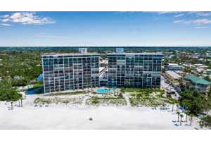 19 WHISPERING SANDS DRIVE, SARASOTA, FL 34242 - MLS#MFRA4665270