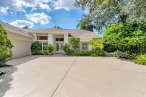 6102 SONESTA COURT, BRADENTON, FL 34202 - MLS#MFRA4665284