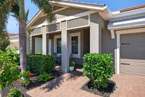 5858 LONG SHORE LOOP, SARASOTA, FL 34238 - MLS#MFRA4665312