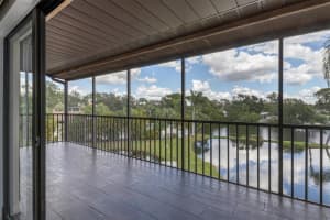 5565 ASHTON LAKE DRIVE, SARASOTA, FL 34231 - MLS#MFRA4665341