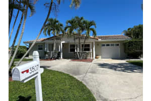 3507 PINECREST STREET, SARASOTA, FL 34239 - MLS#MFRA4665405